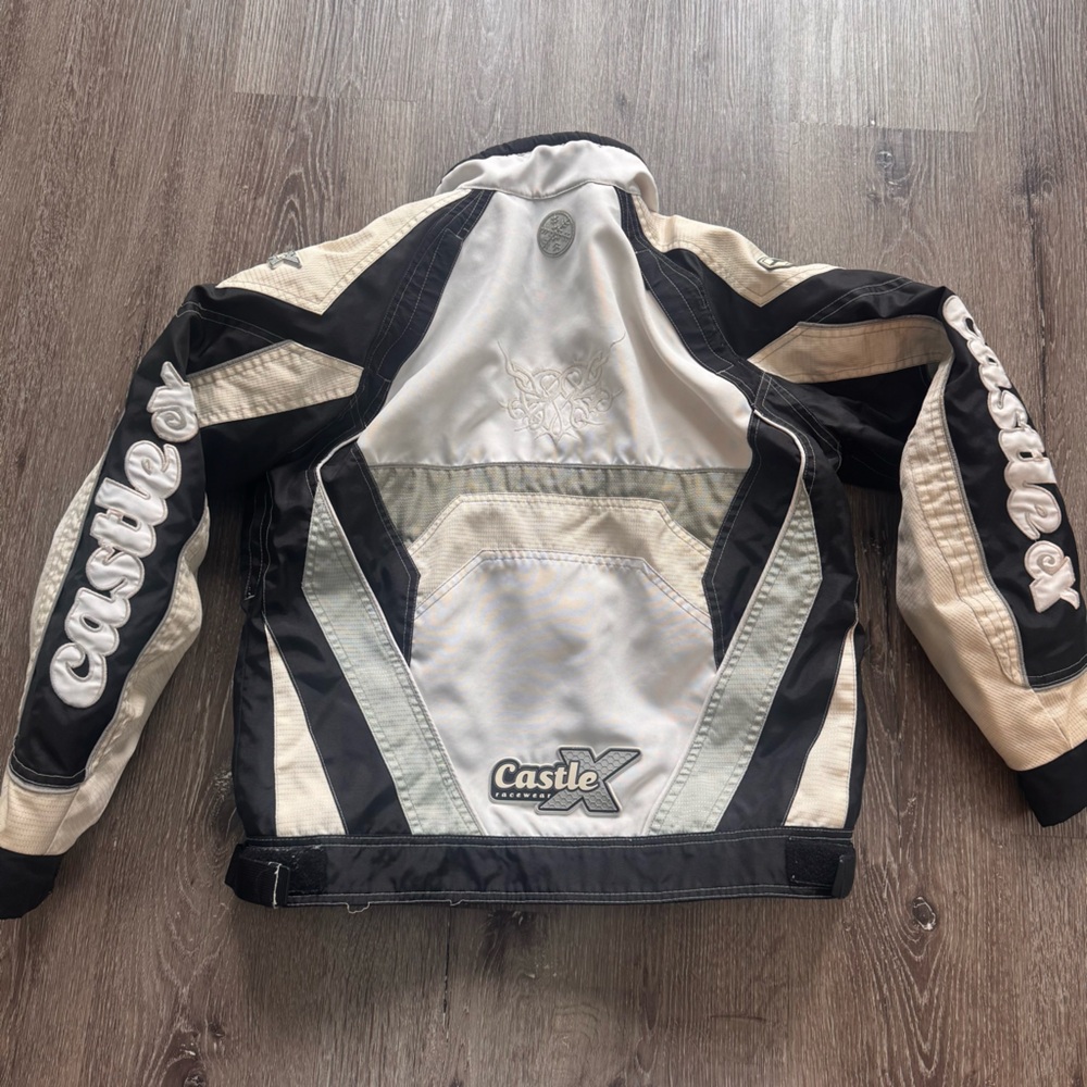 Castle X Women's Black and White Snowmobile Jacket - Picture 2 of 6
